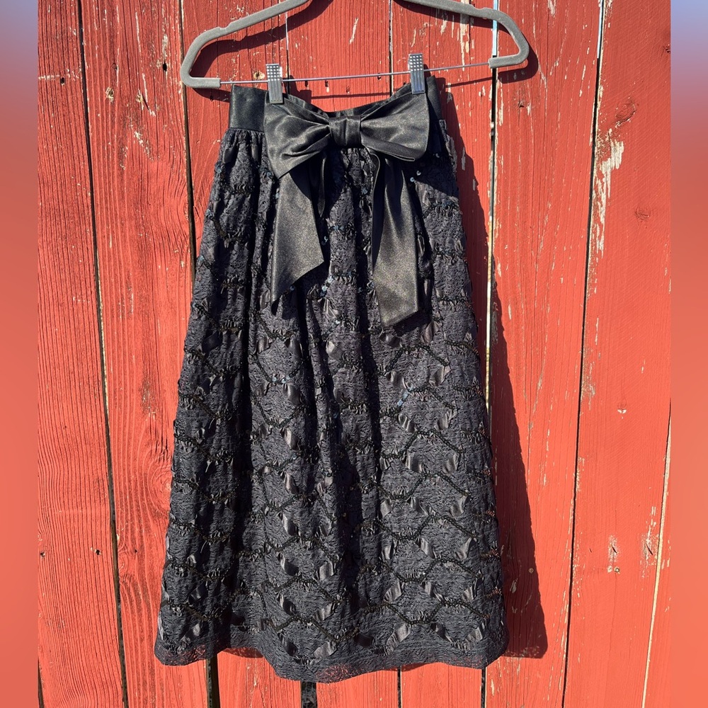 Vintage Lace Midi Skirt